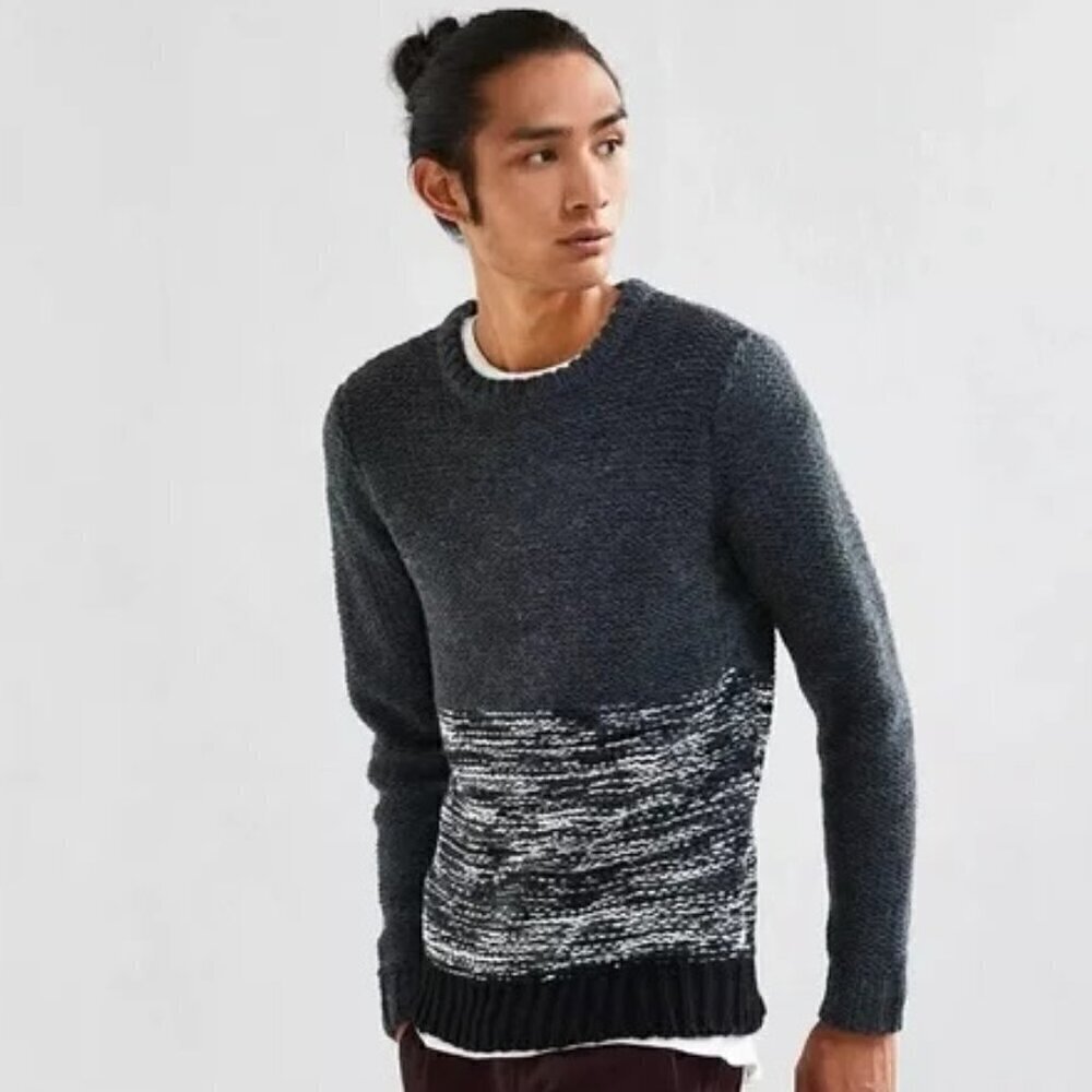 NATIVE YOUTH Polar Knit Sweater Men's Size M Gray Rib Chunky Crew Neck